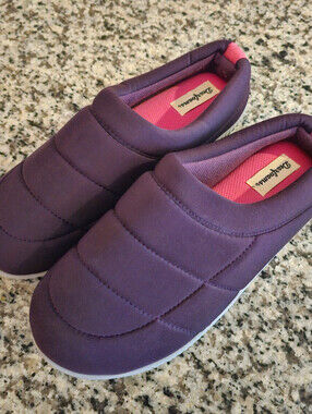 Dearfoams Womens Sz L (9-10) purple Slip On puffer slippers